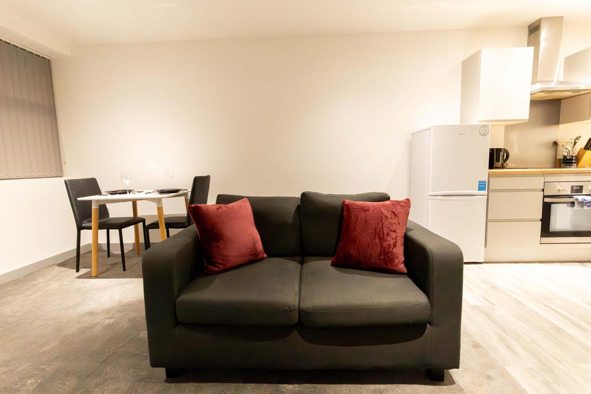 Stunning 2 Bedroom Apartment In Wallasey Zewnętrze zdjęcie